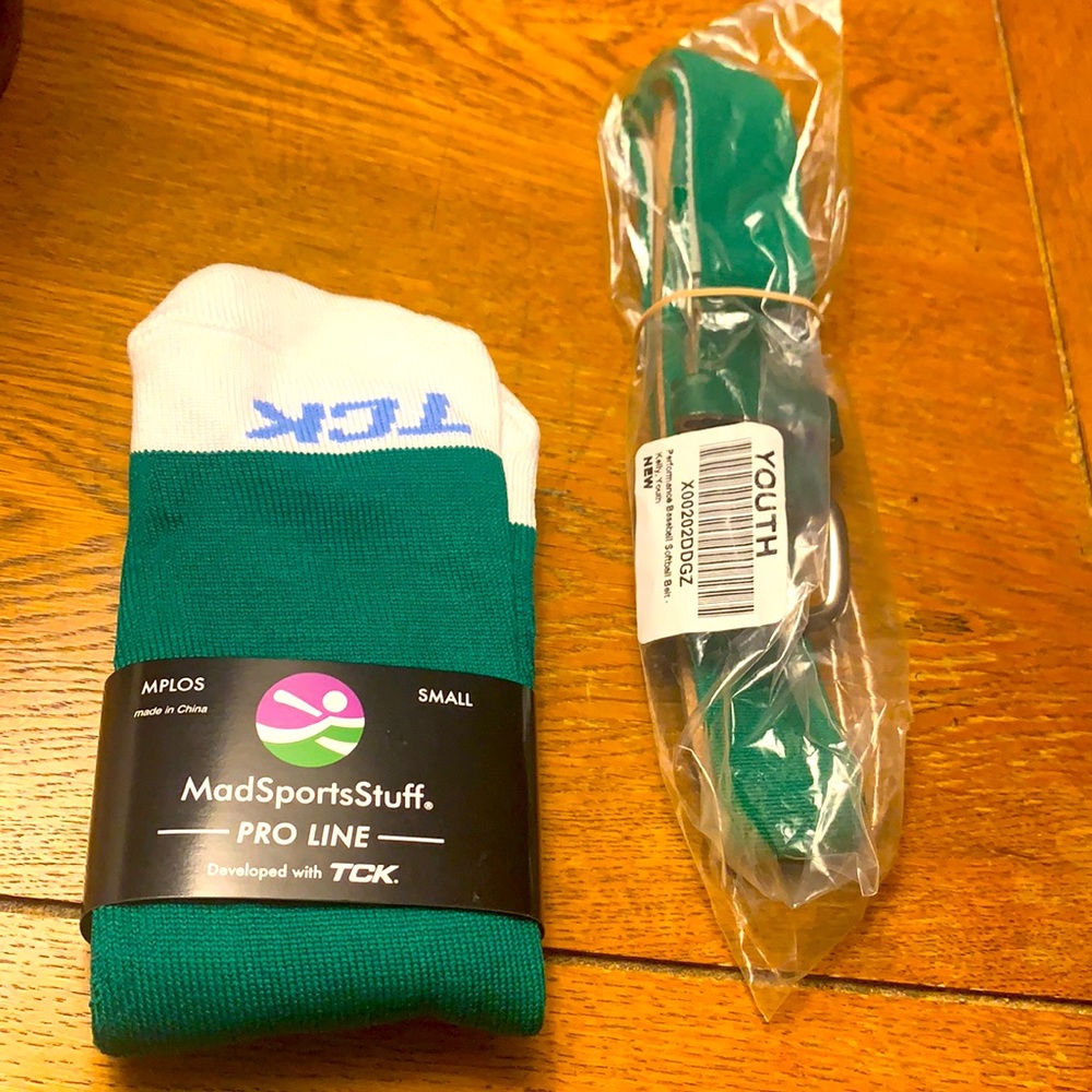 Pair of athletic socks and belt combo in Kelly green. NWT